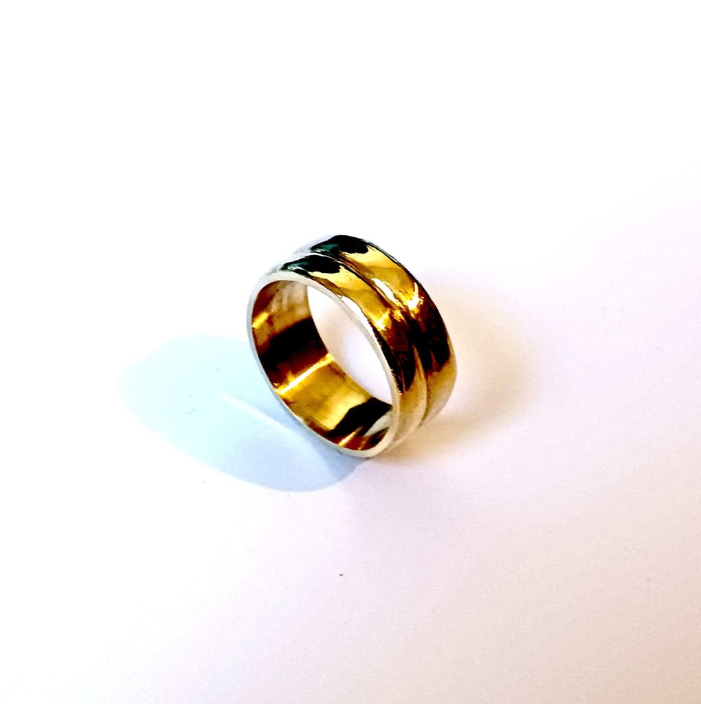 Bague godron artisanale en laiton – Bijou fait main
